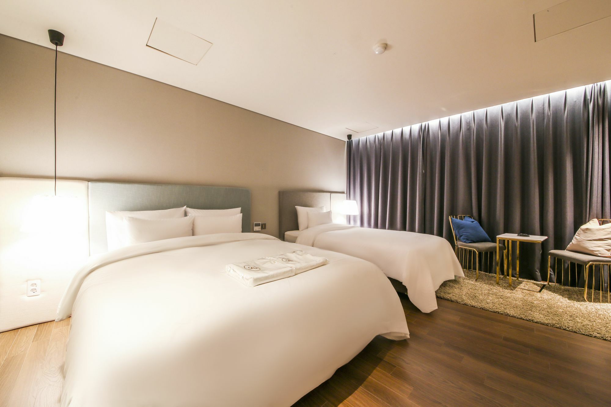 โรงแรทลอนดอนเนอร์ ฮวัมยอง Hotel ปูซาน ภายนอก รูปภาพ